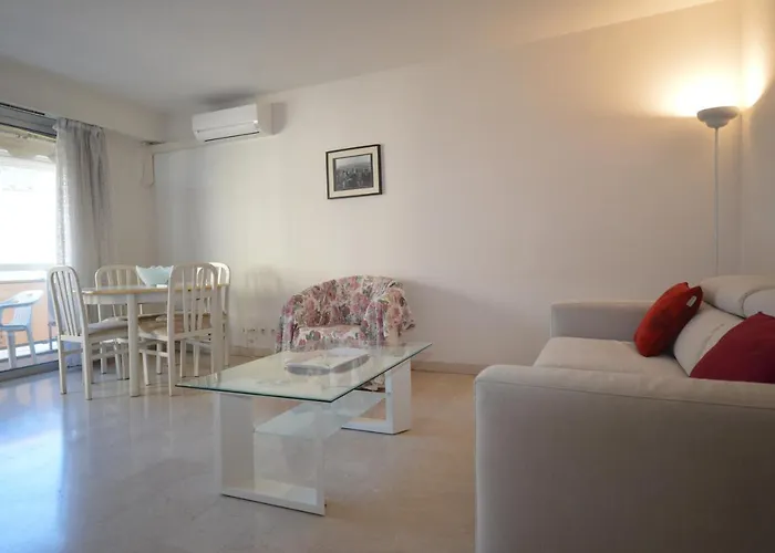 Cannes Studio Ideal For Congresses Or Holidays